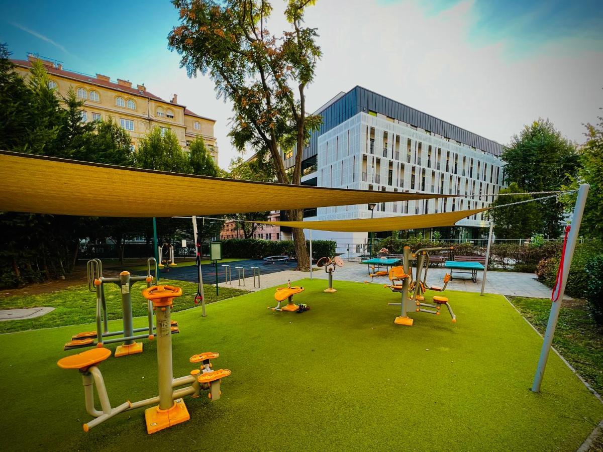 Residence In The Pedestrial Area Budapest Esterno foto